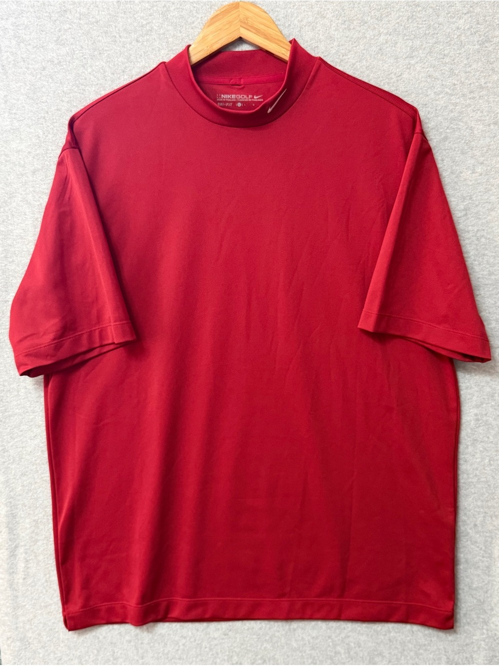 Nike Golf Men’s Large Red Dri-FIT Mock Neck Short Sleeve Performance Shirt